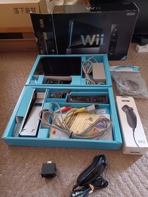 Nintendo Wii Console Black RVL-001 Boxed 2 Controllers Motion Plus Nunchuk