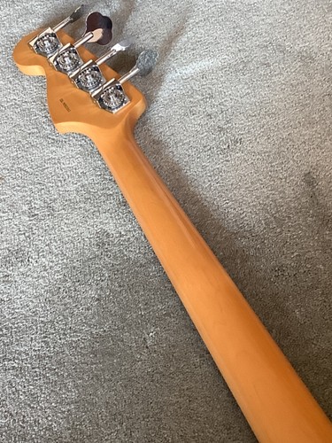 Fender Jazz Bass-1995 USA Neck/Squier Classic Vibe 60's Body-Daphne Blue - Picture 5 of 13