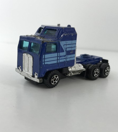 Vintage Road Highway 80s Kenworth Aerodyne CabOver Toy Stores Truck Hong Kong 3”