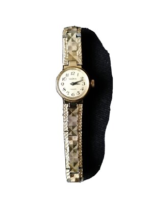 Vintage 'Yanka' Ladies' Watch 1960's 17 jewel movement. Gold finish. Working 