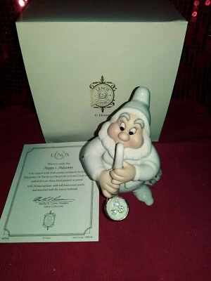 💖 Lenox Disney Happy s Hideaway Figurine Snow White Seven Dwarfs💖 - Image 1 of 2