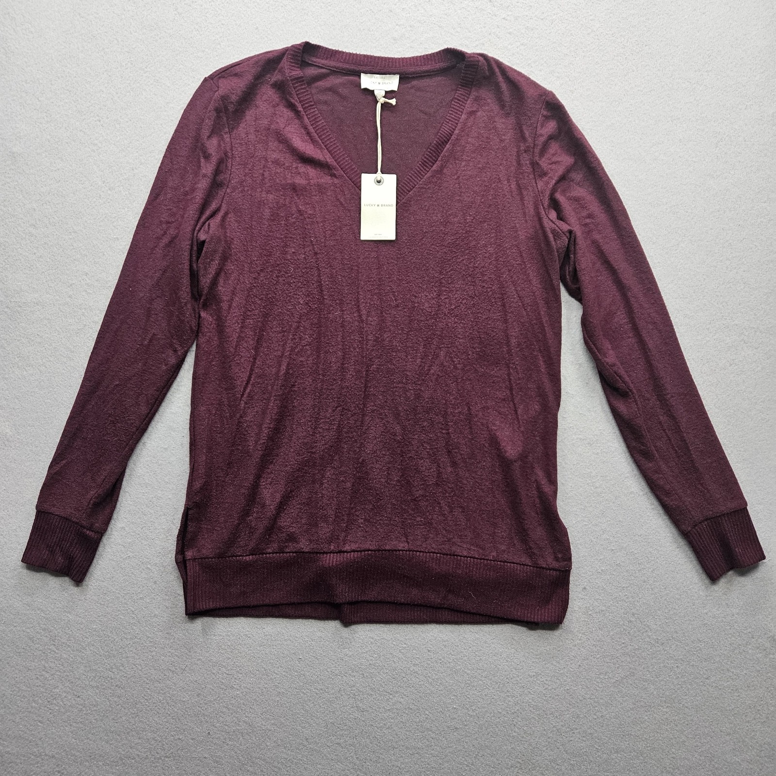 Est. 1990 Lucky Brand Women's Small Maroon L/S V-Neck Sweater NWT-image
