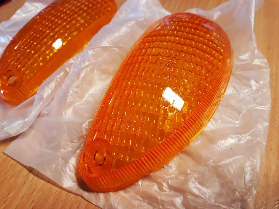 x2 CABOCHONS DE CLIGNOTANTS ARRIÈRE ORANGE SCOOTERS PIAGGIO - GILERA TYPHOON - Photo 2/2