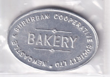 BREAD TOKEN: NEWCASTLE & SUBURBAN CO-OPERATIVE SOCIETY BAKERY HALF LOAF #4043