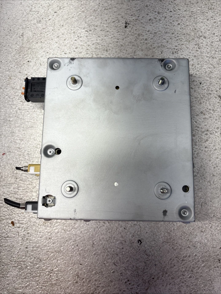 2004-2008 梅赛德斯 W220 S430 S55 AMG 放大器扩音器音频 Becker 2208701889 原始设备制造商 — 第 3/4 张图片