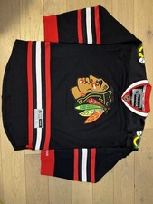 Ultimate Chicago Blackhawks Collector and Super Fan Gift Guide  59