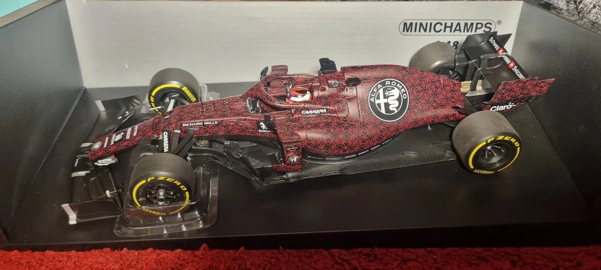 Miniature Alfa Romeo GT 1/18 Minichamps A 1300 Junior No.79 24h Spa Miniature Alfa Romeo GT 1/18 Minichamps A 1300 Junior No.79 24h Spa