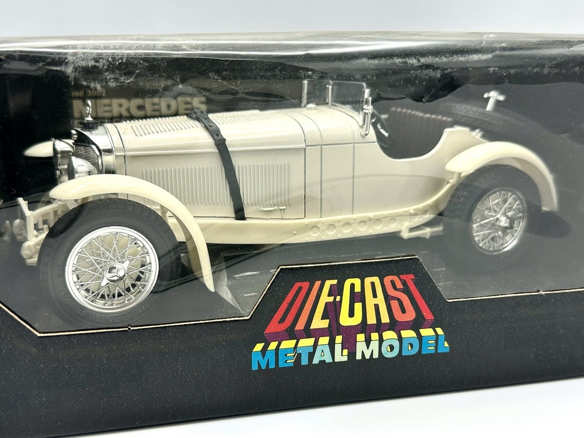 未使用保管品 】Bburago MERCEDES-BENZ SSKL1931 1/18 イタリア製