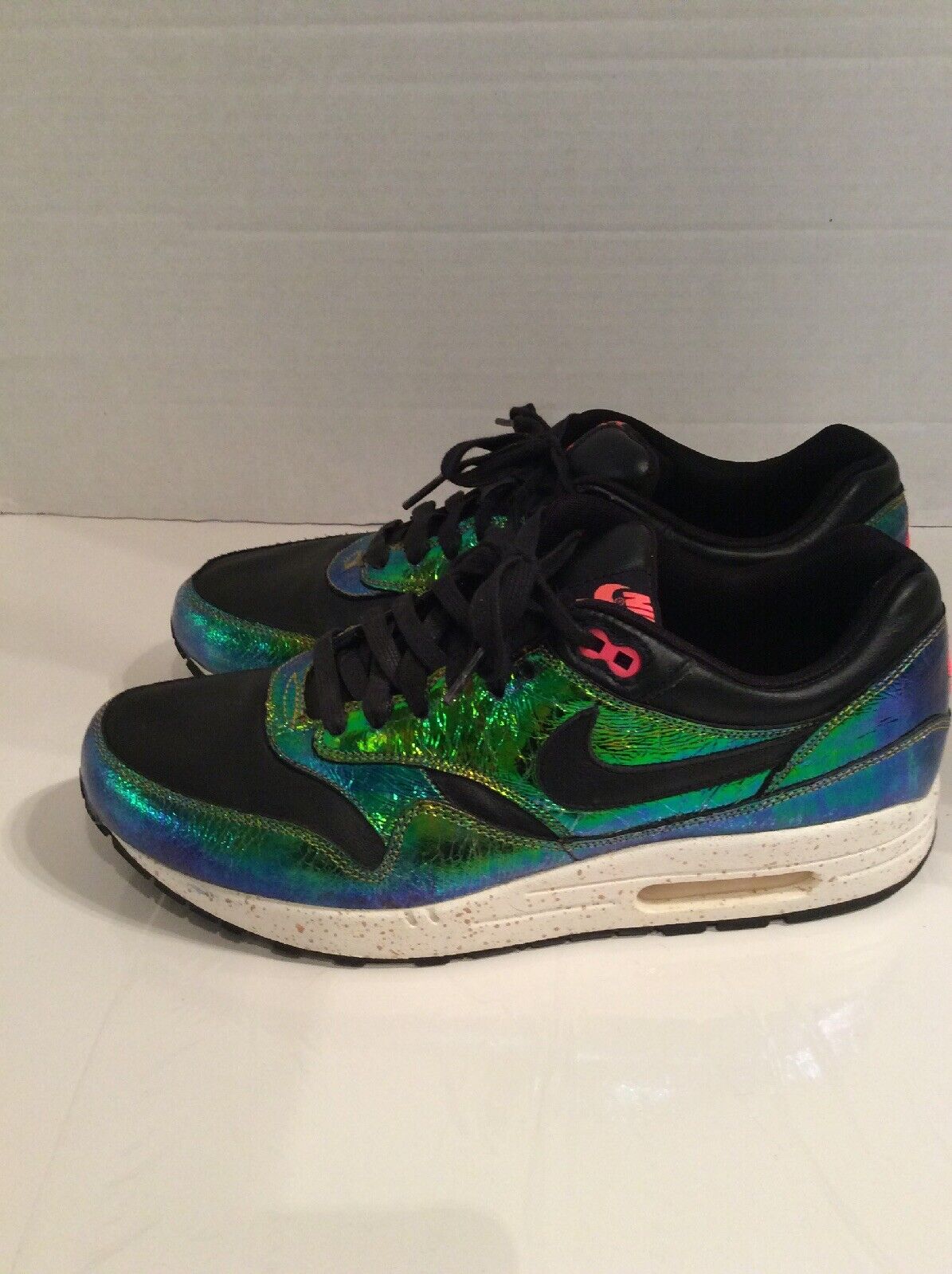 Nike Air Max Holographic Men’s 10.5 Black / Green… - image 3