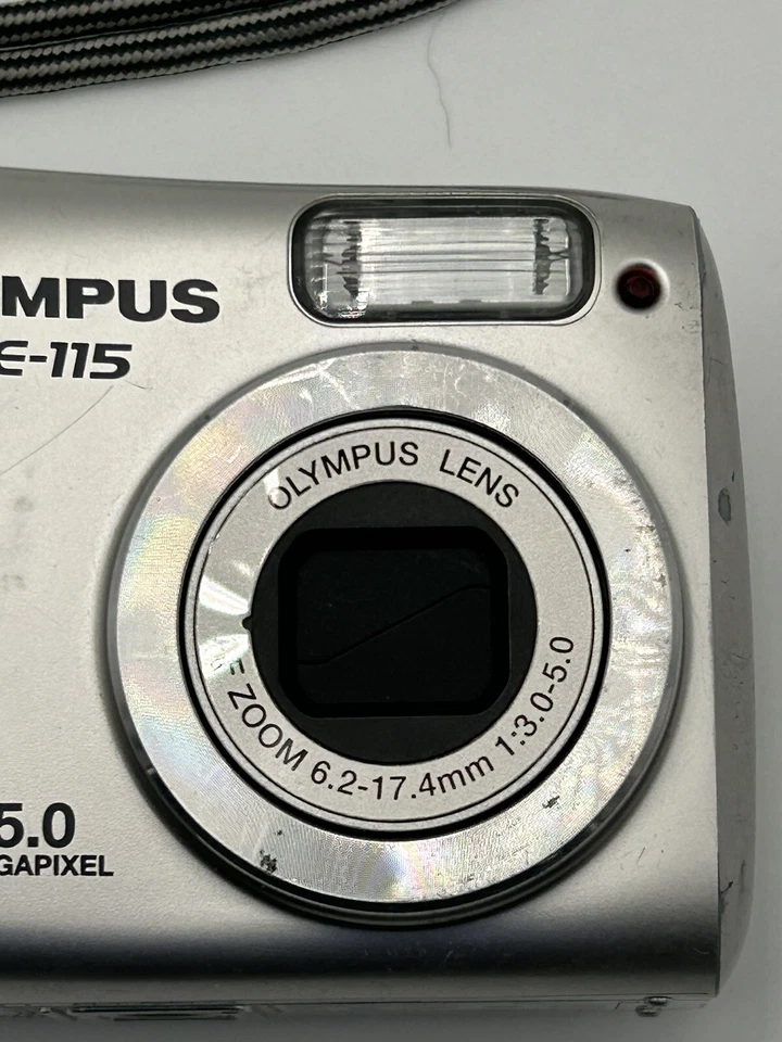 Olympus FE FE-115 5.0MP Digital Camera Silver TESTED Working W/Issues FOR PARTS - Image 4 of 4