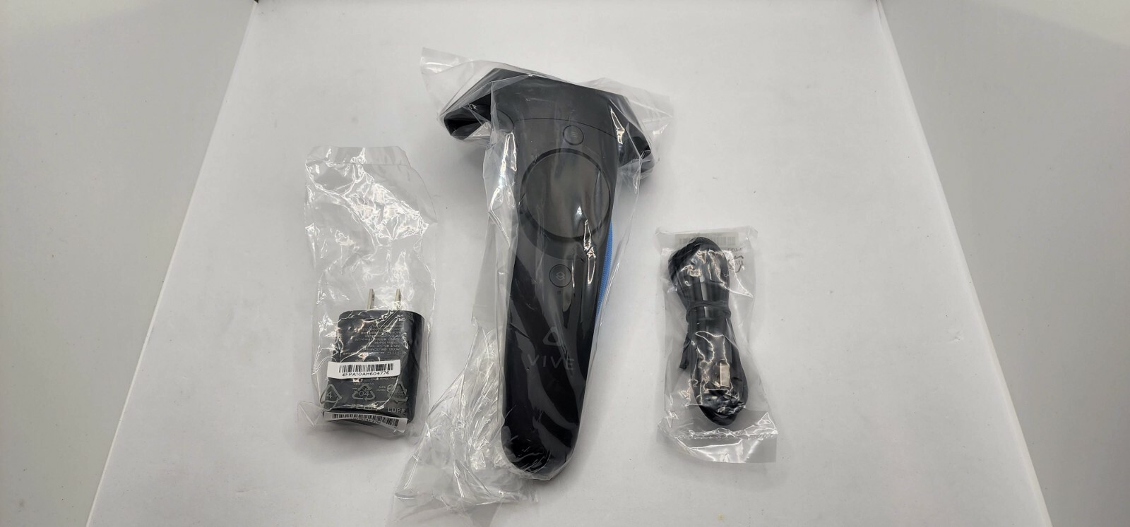 Genuine HTC Vive VR Controller Charger USB Cable 2PR7100