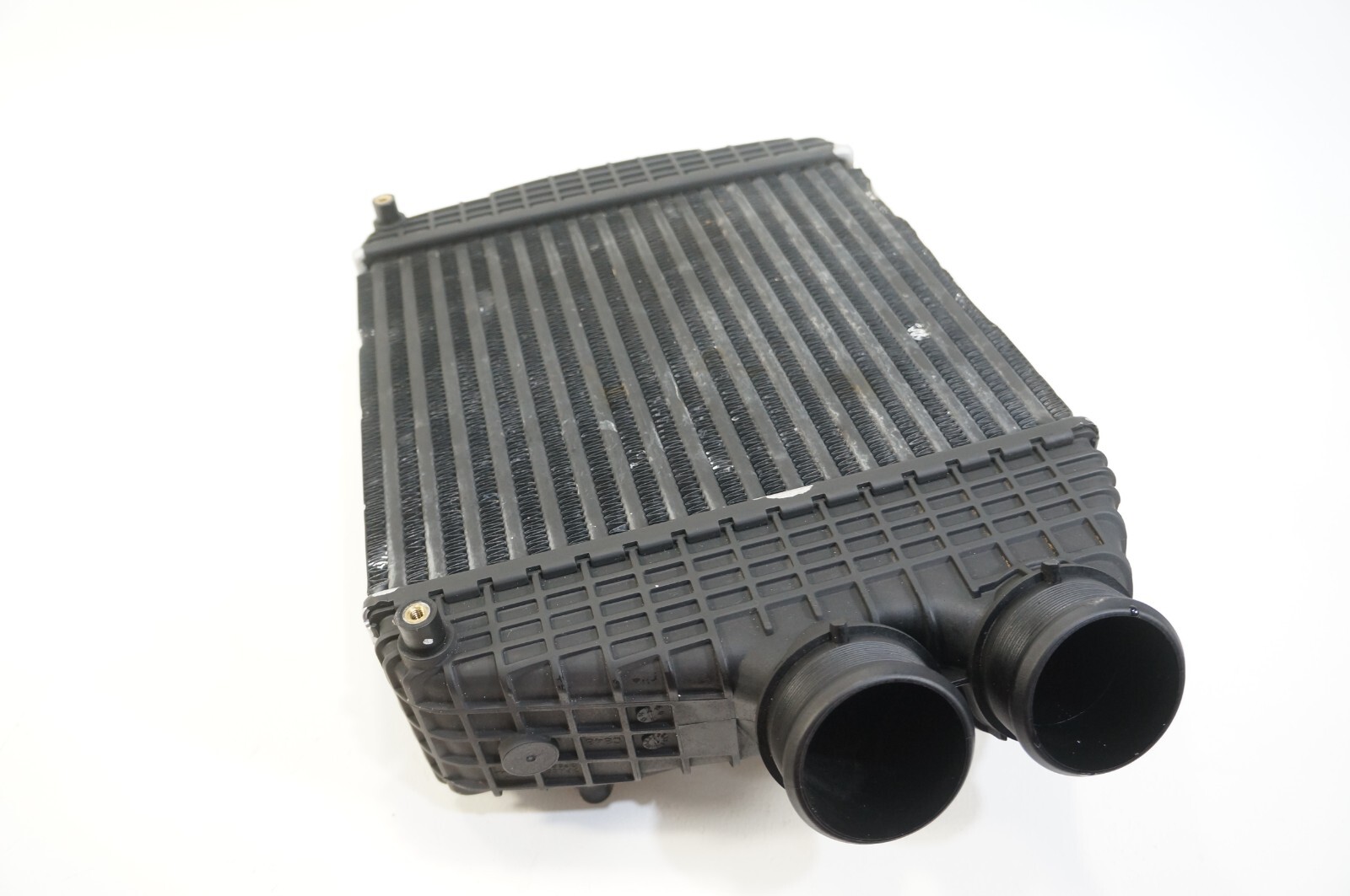 14-19 maserati ghibli m157 3.0 v6 right passenger side intercooler 16474840 OEM