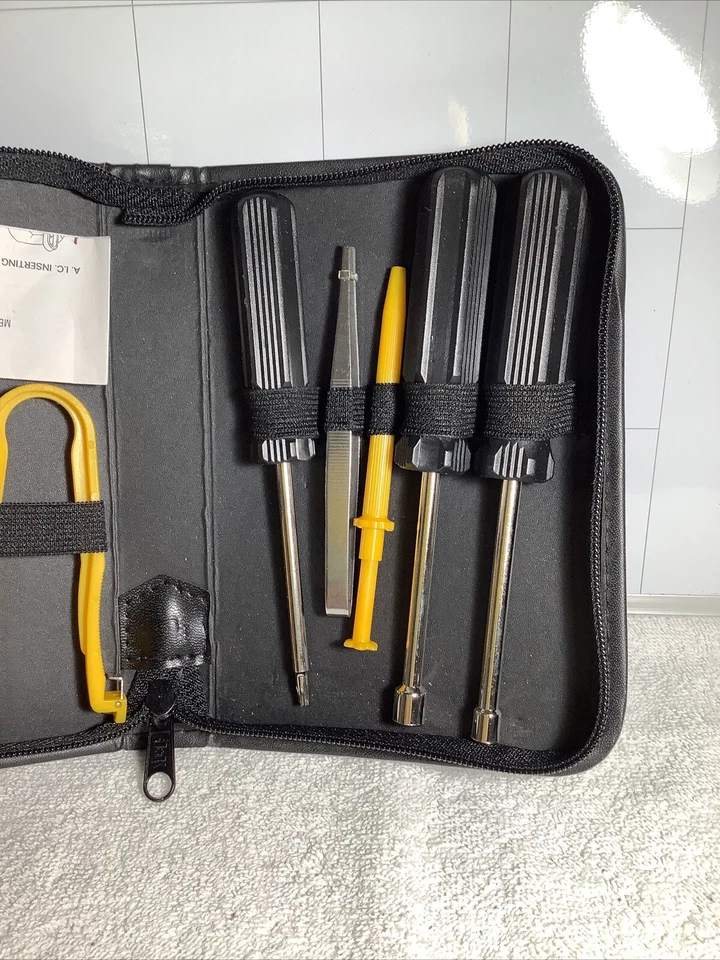 Computer Tool kit W/Case 10 Piece Belkin I.C. Insertion/Extraction Clipper - Image 3 of 4