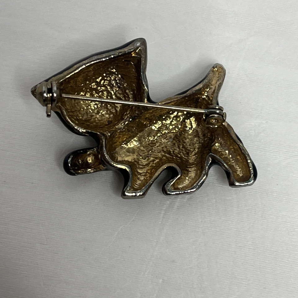 Broche prendedor vintage gato negro con ojos rojos y adornos dorados Foto 4 de 4