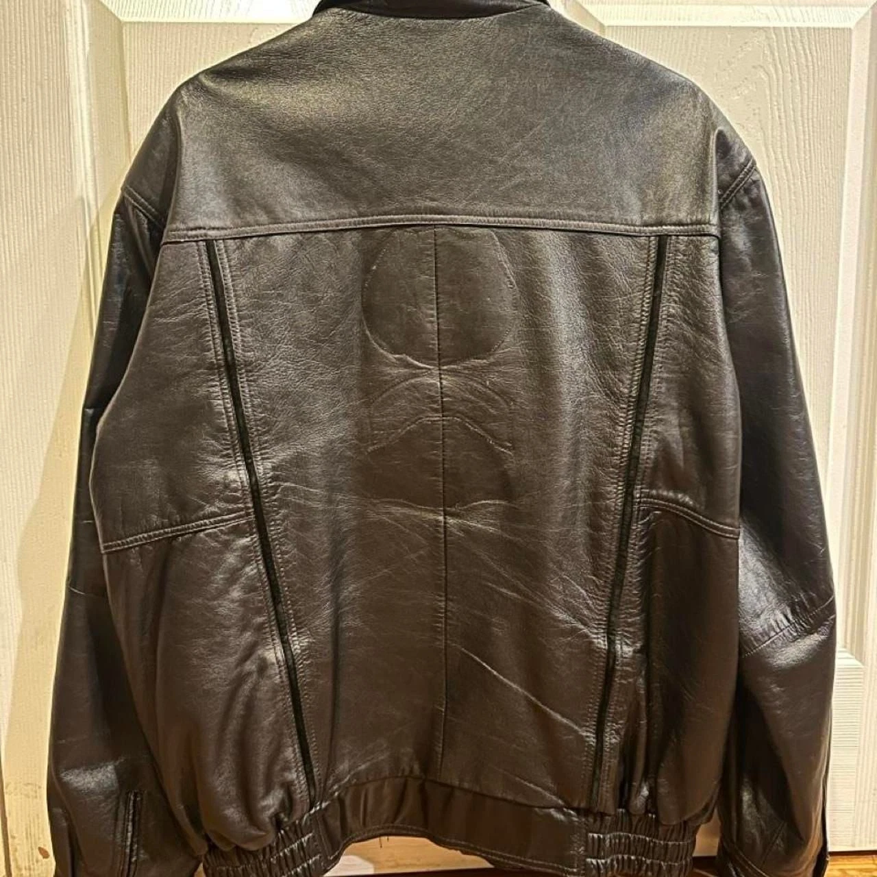 Vintage Black leather jacket, soft fit image 2