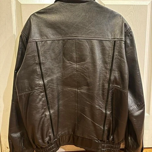Vintage Black leather jacket, soft fit image 2