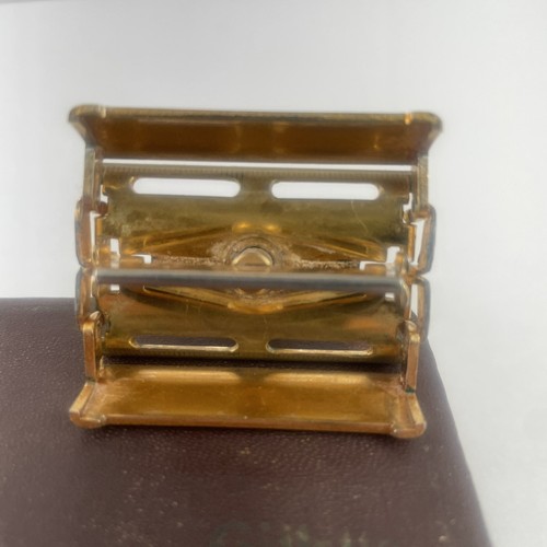 VTG Gillette Gold Aristocrat Safety Razor 1946-47 w/Case Non-Notched T-Bar USA - Picture 2 of 15
