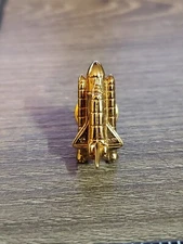 Vintage Space Shuttle Gold Tone Pin NASA Space Ship D8