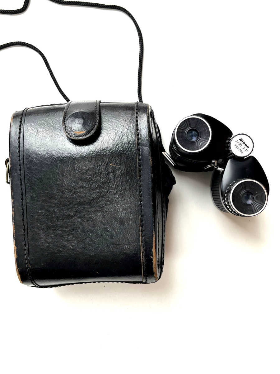 Vintage Nikon Binoculars 7 x 21 7.1 Degrees Made in JAPAN w/ case