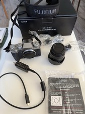 Fujifilm X-T5 Mirrorless Camera with XF 16-50mm f/2.8-4.8 R LM WR Lens