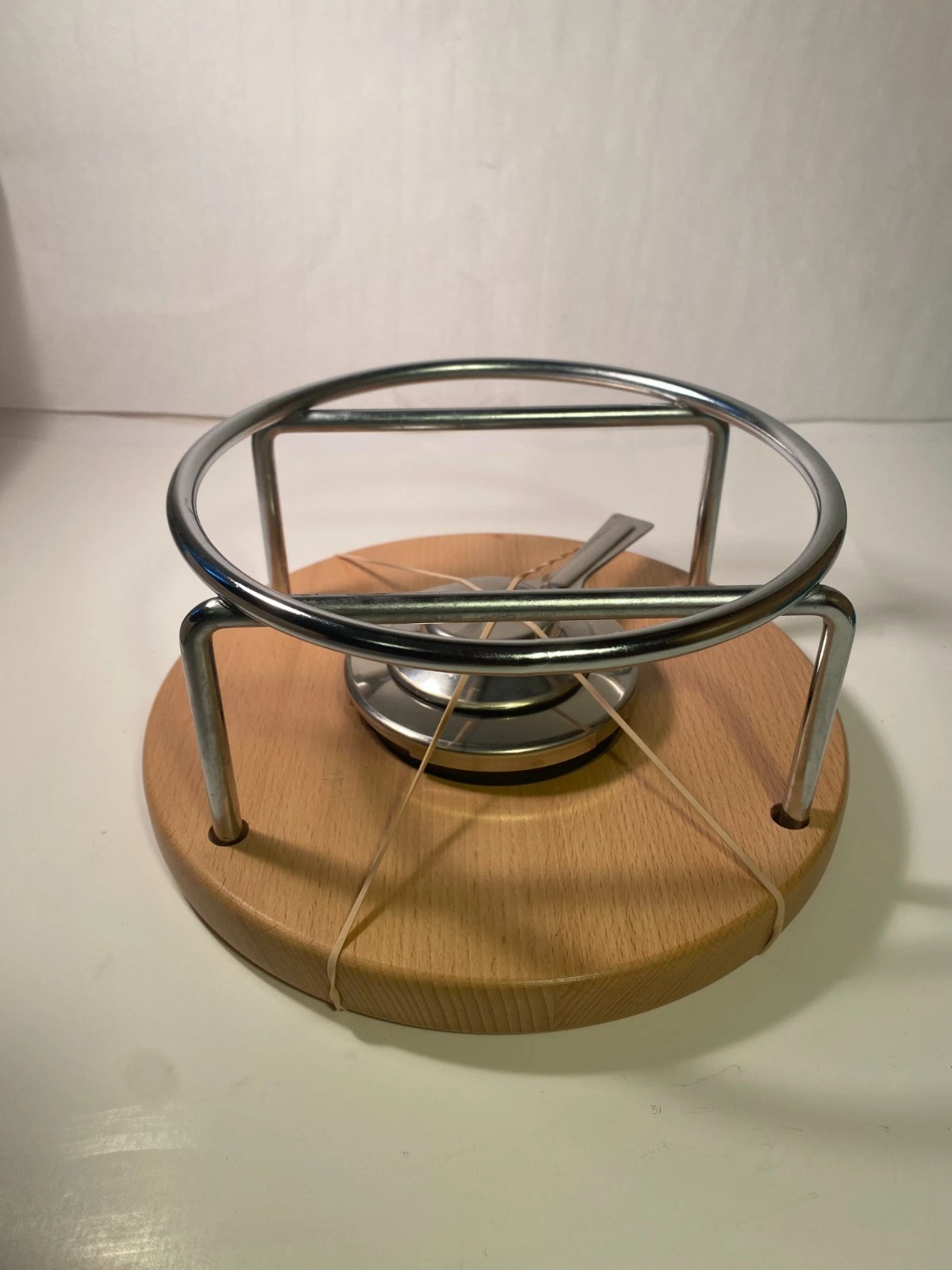 Spring Switzerland Fondue Rechaud Model 2265-50 Stove Burner Stand Unused
Opens in a new window or t