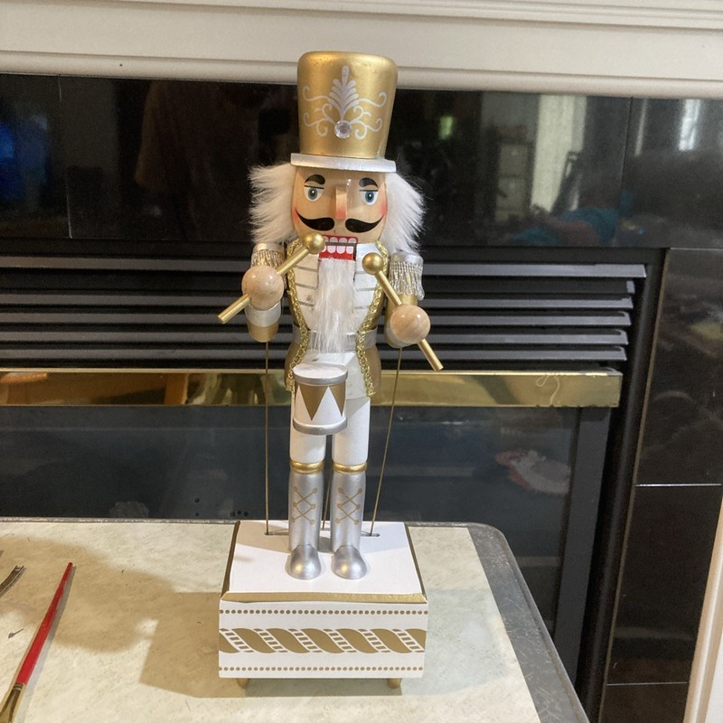 Wooden Christmas Nutcracker W/musical Base 14” Working Arms & Mouth 