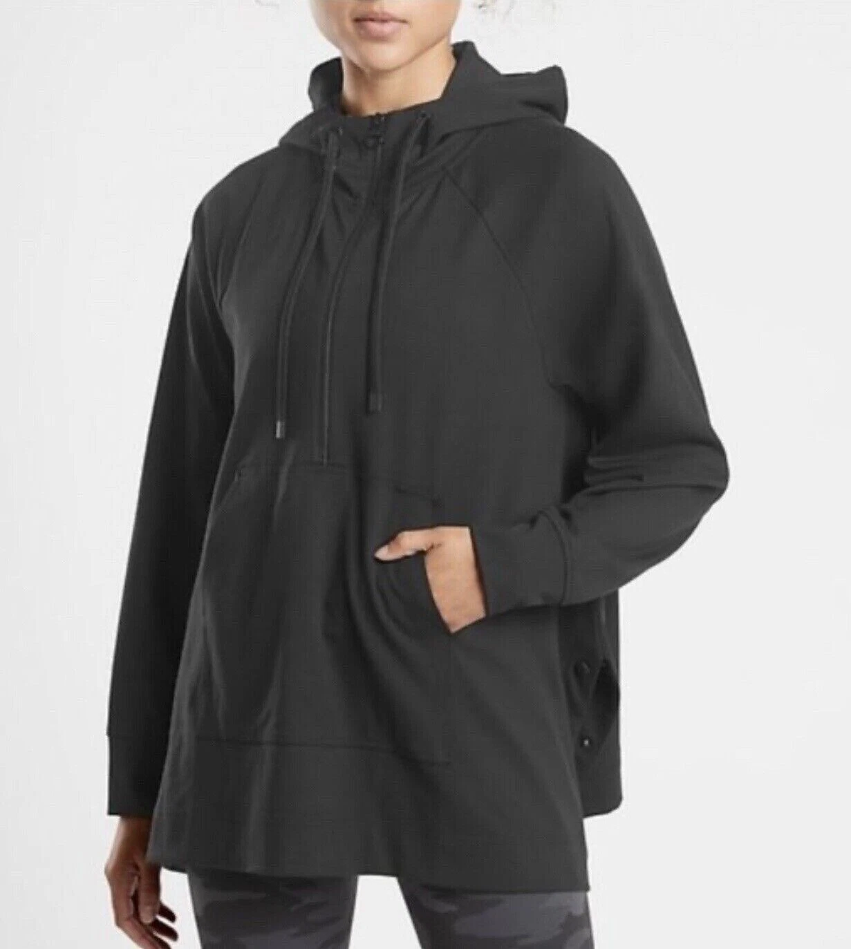 ATHLETA Glacier Handkerchief Poncho Hoodie Fleece SMALL BLACK NEW