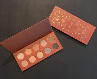 Zoeva ROSE GOLDEN EYESHADOW PALETTE (THE PRINCESS PALETTE)  NIB