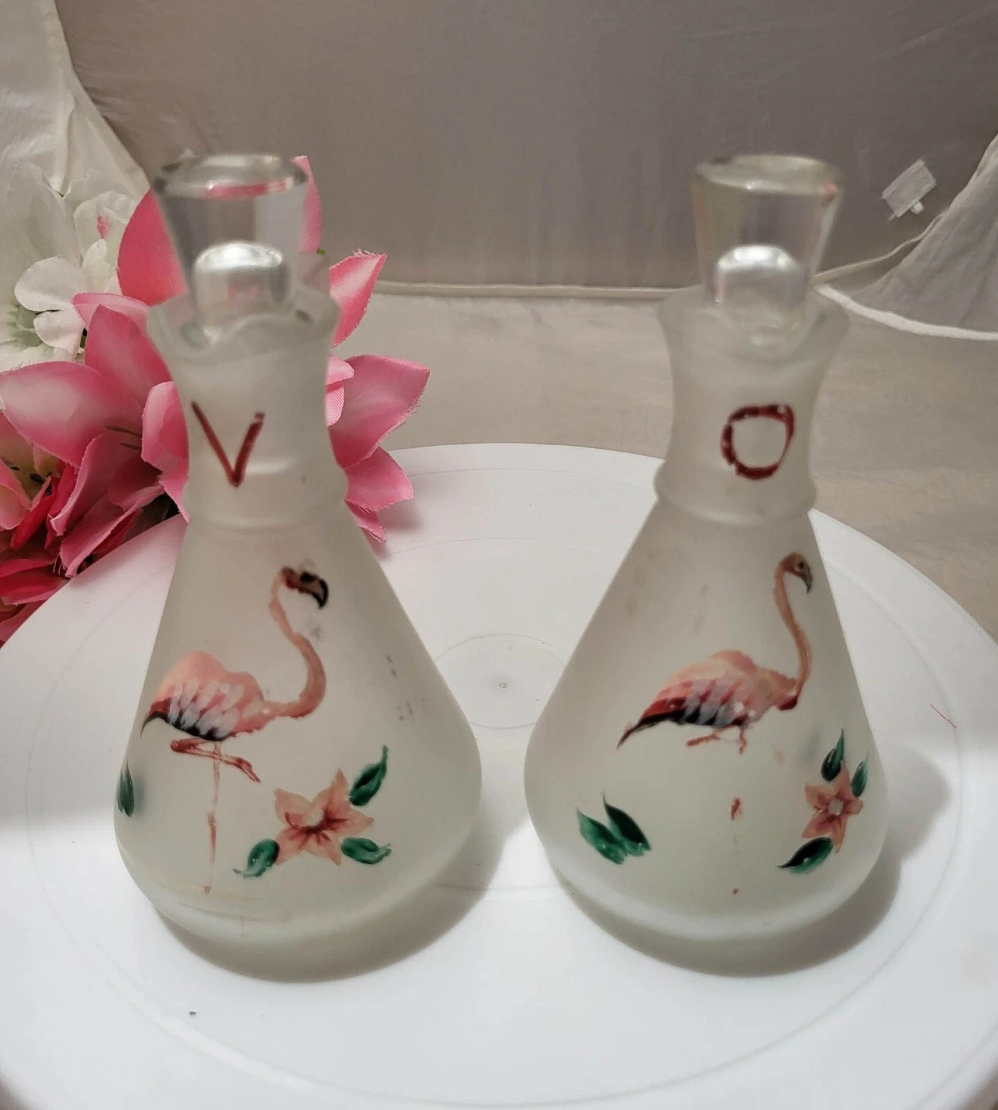 2 Vtg olive oil & vinegar dispenser frosted glass bottle flamingo hand painted