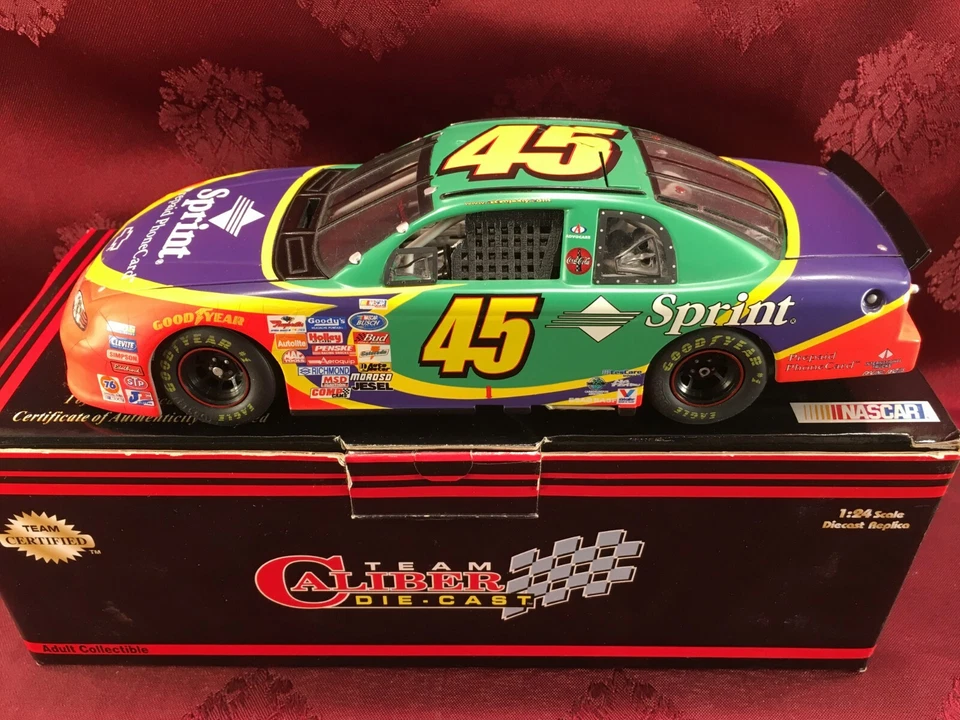 ADAM PETTY 1999 Sprint #45 Team Caliber 1/24 CW Bank & 1/64 HO Car Diecast SET - Image 3 of 4