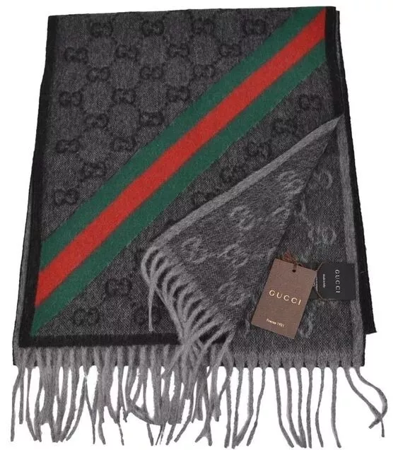 Écharpe à franges mélange Gucci gris charbon de bois GG logo angora mélange neuve avec étiquettes