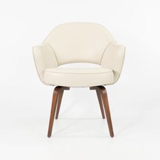 Sillón de comedor ejecutivo Eero Saarinen 2021 para Knoll cuero con patas de madera