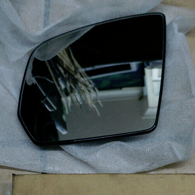 MERCEDES BENZ ML W164 OUTSIDE MIRROR GLASS LEFT NEW GENUINE HEATED