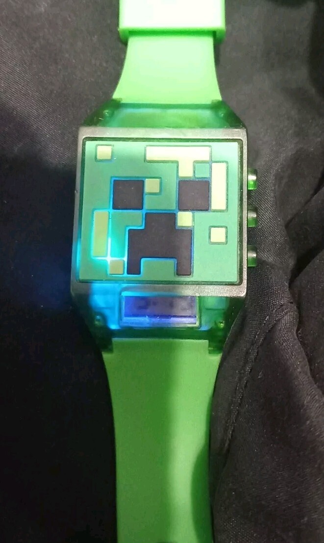 Green Minecraft Watch Light Up Digital - Minecraf… - image 3