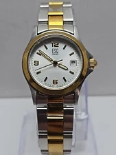 Womens ESQ by Movado E5294 28mm Gold Silver Tone Date Watch New Battery Dainty