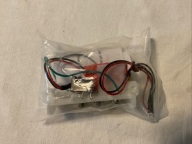 Nintendo NES-101 Original Top Loader Console Cords Controllers Gun Four Score ++