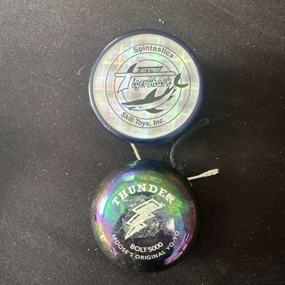 Vintage Spintastics Tigershark YoYo Skill Toys Blue and Bolt 5000 Thunder yo-yo 