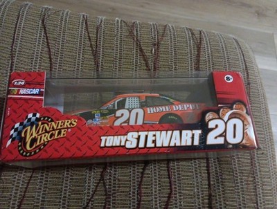 Tony Stewart #20 NASCAR Home Depot Winners Circle Chevy Monte Carlo 1:24 Scale
