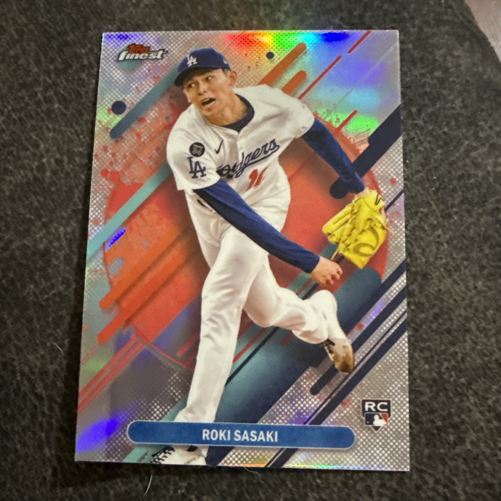 2025 Topps Finest ROKI SASAKI Rare Rookie Refractor #288 Los Angeles Dodgers