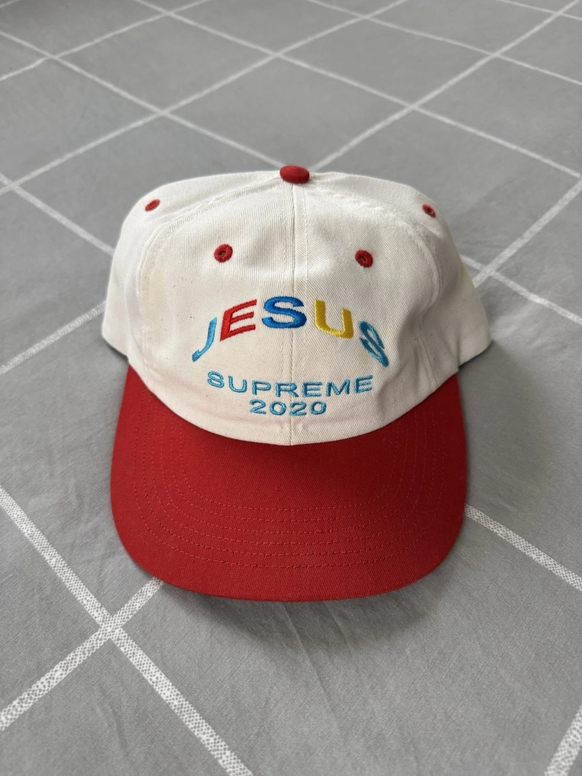 Casquette rouge 6 panneaux Supreme Jesus 2020 FW20 réglable snapback chapeau HTF super RARE