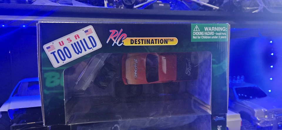 RC Bigfoot Destination Monster Truck Muscle Machines 1:32 NIB Sealed HTF RARE - Image 3 of 4