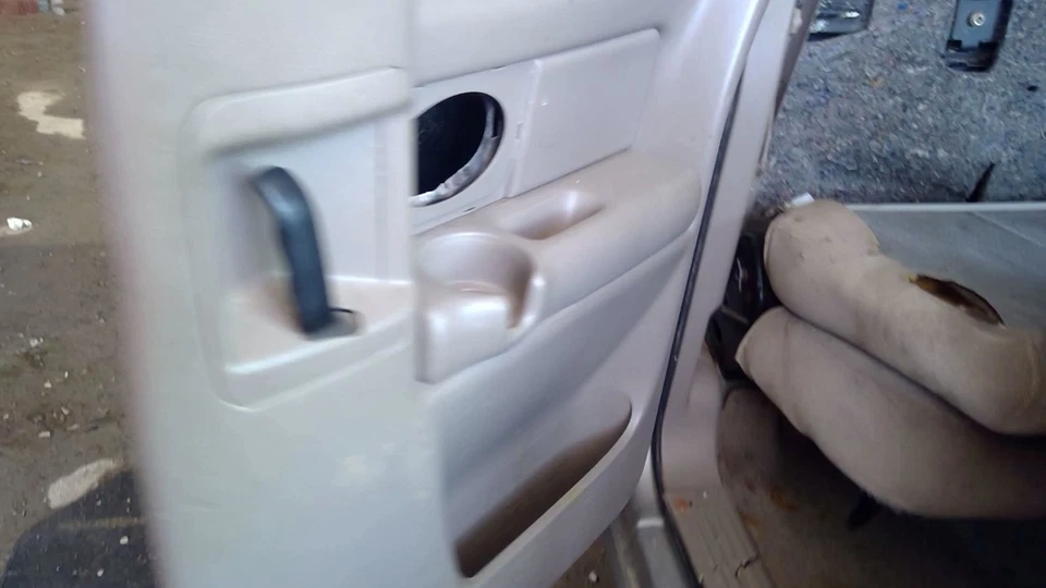 Passenger Rear Side Door Classic Style Fits 99-07 SIERRA 1500 PICKUP 5038776 Foto 3 de 4