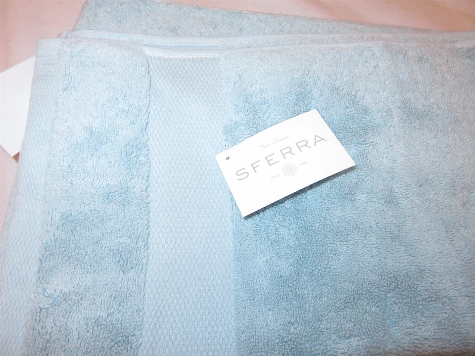 Toalla de baño Sferra Bello Aqua nueva con etiquetas Foto 2 de 4