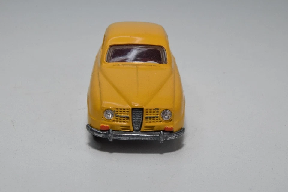 B68 1:43 TEKNO DENMARK 827 SAAB 96 GIALLO OTTIME CONDIZIONI. COLORE MOLTO RAR... - Immagine 3 di 4