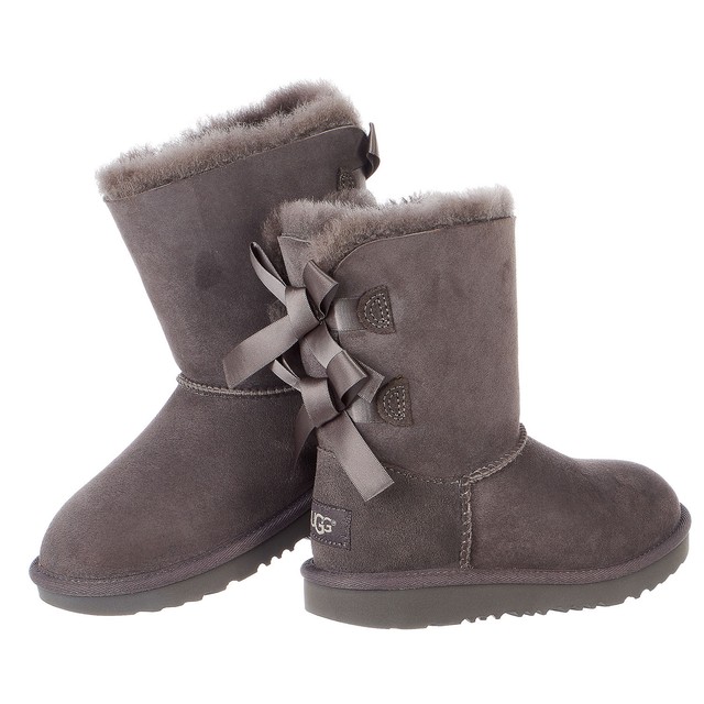 grey bailey bow uggs