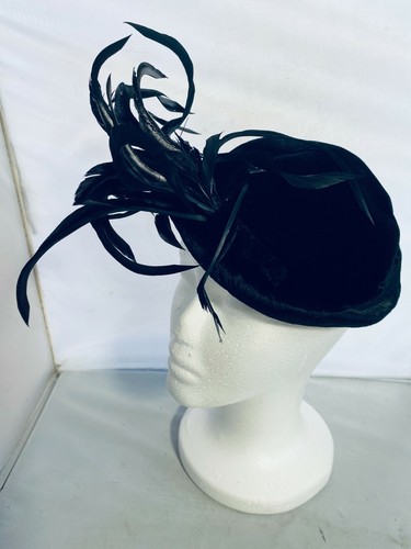 Vintage Ladies Dress Hats Pink Satin w/ Lace + Christine Original Black Feather - Picture 8 of 11