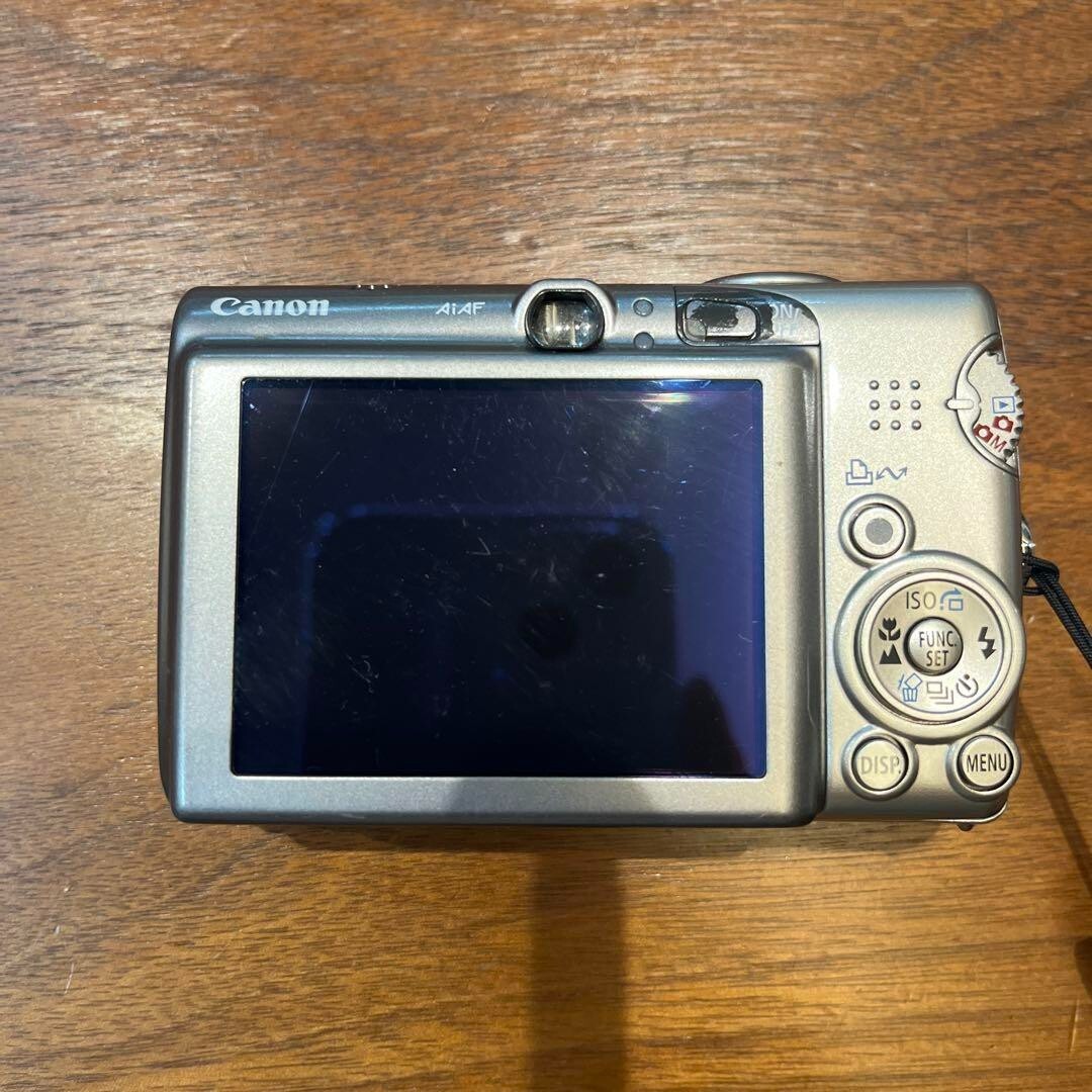 Canon IXY Digital 810 IS 8.0 MP TESTED Camera With Canon IXY Digital 810 IS 8.0 MP TESTED Camera With