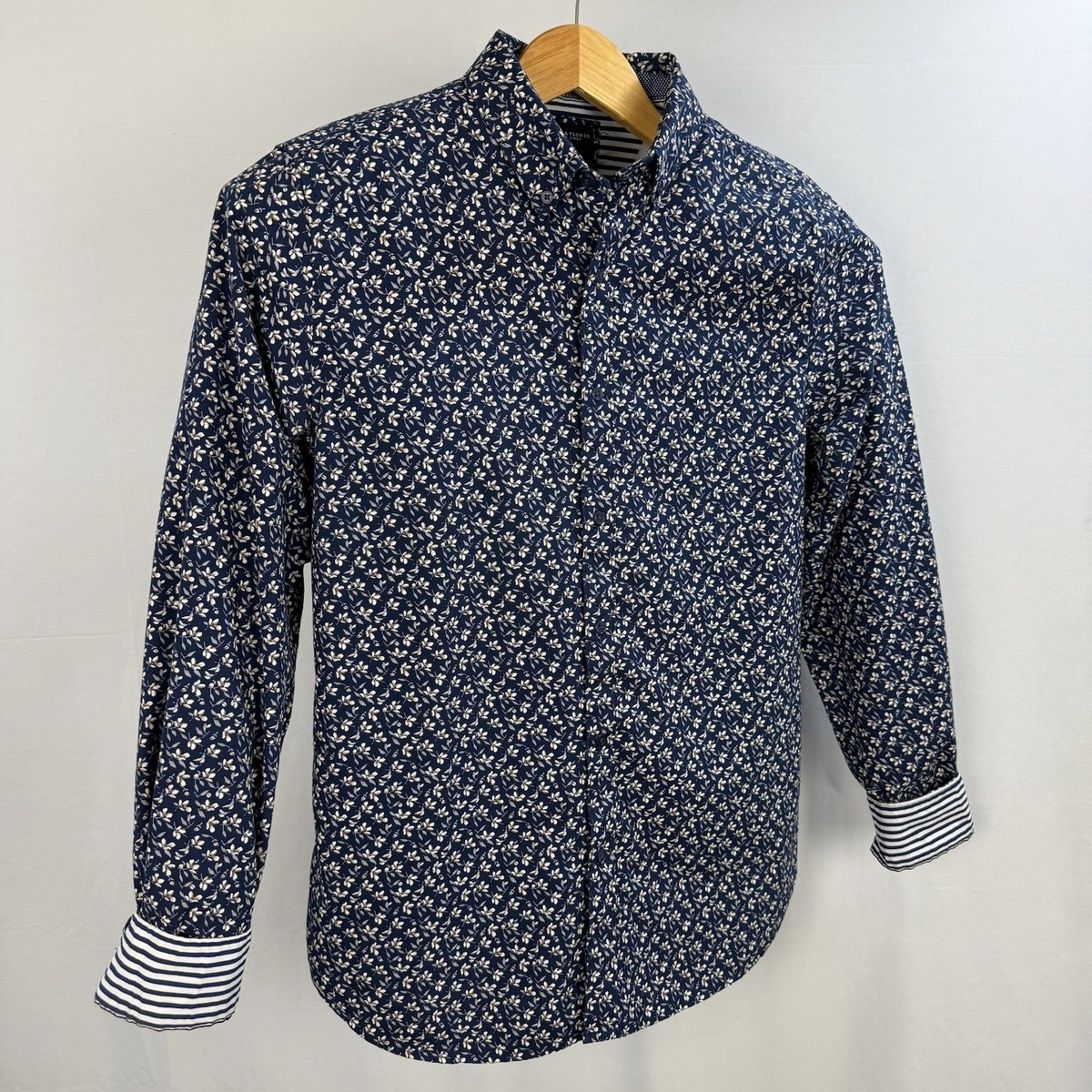 ラッキー Denim & Flower Button-Up Shirt Mens Medium Floral Blue Flip Cuff