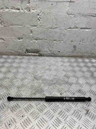 BMW 3 E90 Vordere linke Motorhaubendämpfer 7129190 2.00 Diesel 2006 30511818