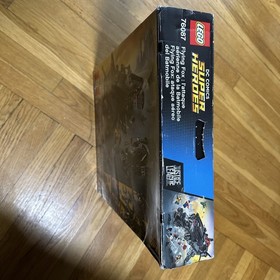 New Factory Sealed LEGO DC Comics: Flying Fox: Batmobile Airlift Attack (76087)